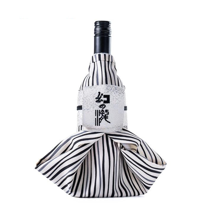 日本酒 幻の瀧 純米吟醸 着物ボトル 姫モデル 化粧箱入り 720ml 皇国晴酒造 直送 お酒 のし・ギフト対応不可